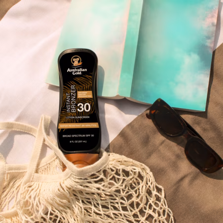 SPF 30 LOTION WITH BRONZER